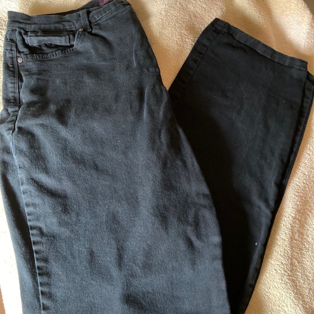 Gloria Vanderbilt Black jeans